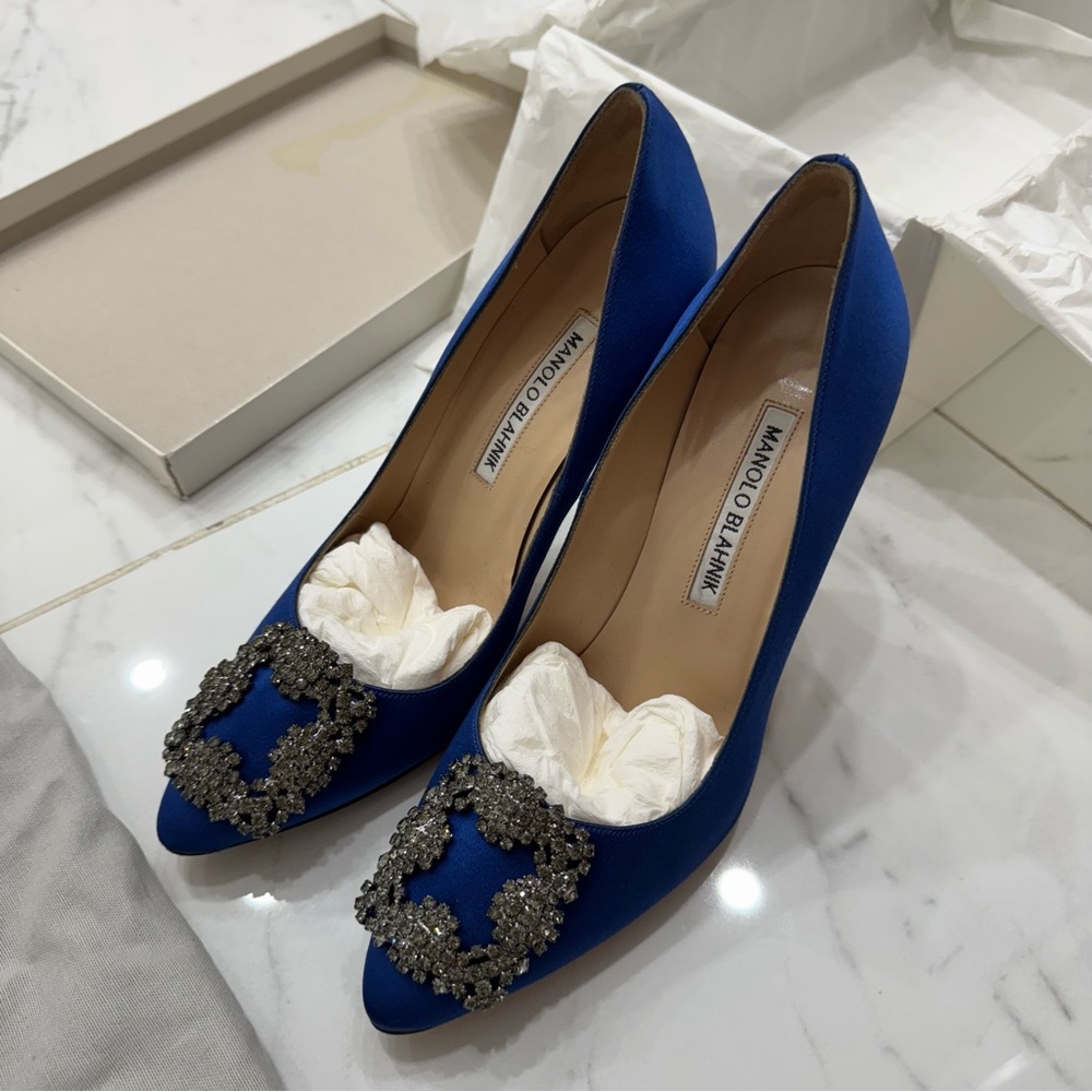 Manolo Blahnik 🩶 Hangisi Blue Satin 105 - Picture 5 of 11